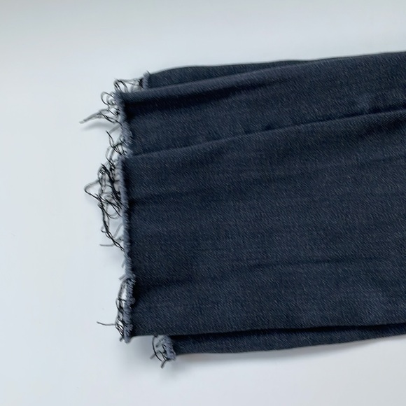 Ann Taylor Loft Outlet Black Denim Jeans, Size 8P - Picture 3 of 5